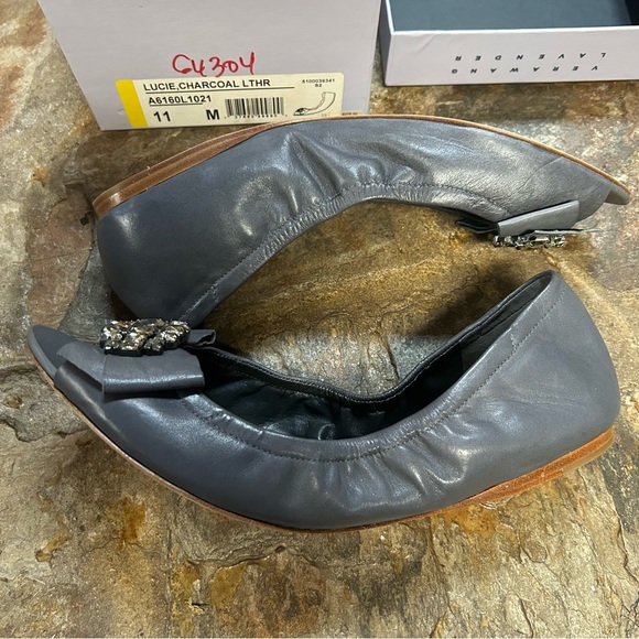 NIB Vera Wang Lavender leather ballet flats Charcoal Gray never worn 11 NEW HTF! - Picture 7 of 11